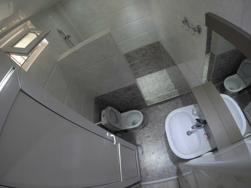 Guest House Rampa Tbilisi Rom bilde
